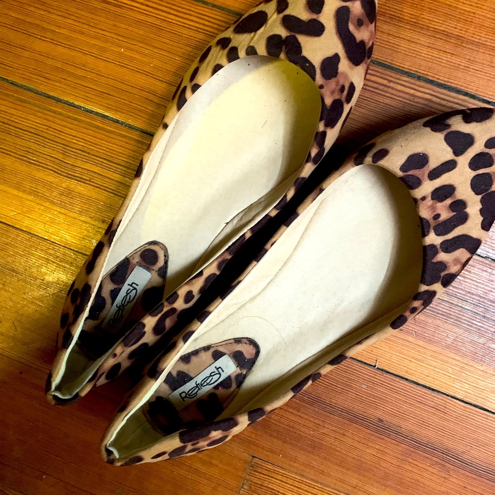Cheetah flats 🥿 - Picture 2 of 2